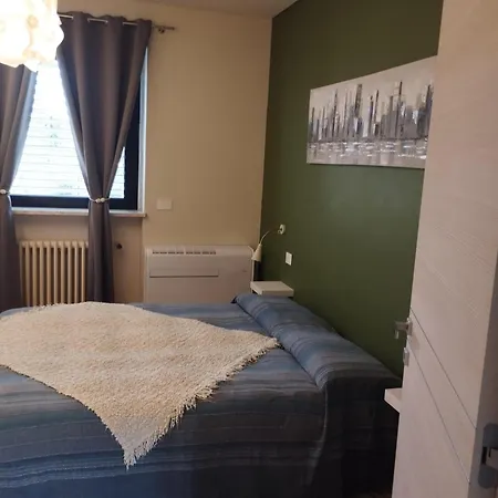 Lägenhet Tra Langhe E Alpi